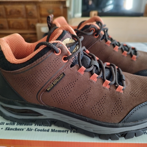 Skechers men's brown boots - Picture 1 of 6